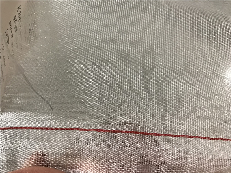 Come utilizzare la rete anti-insetto della serra per prevenire i parassiti